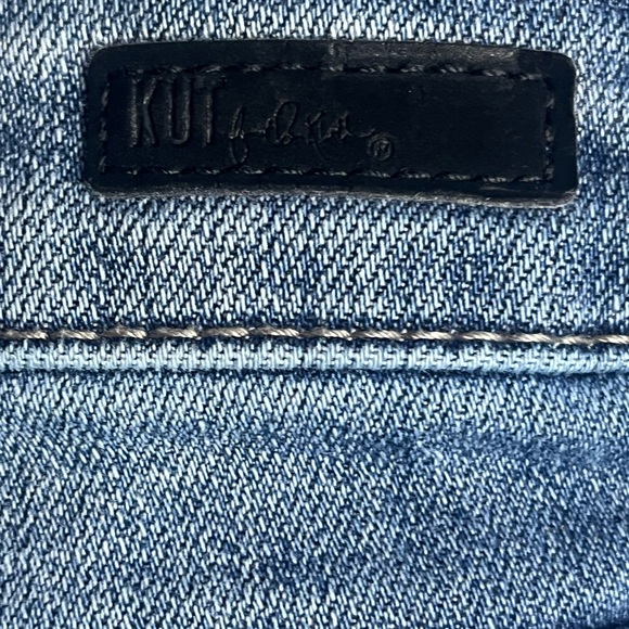 KUT FROM THE KLOTH Light Blue Distressed Cropped Jeans - Picture 8 of 16